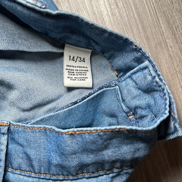 Serra Retreat by Joie Rucker Malibu Springs Cargo Jean Pants - 34/14 - Picture 9 of 11